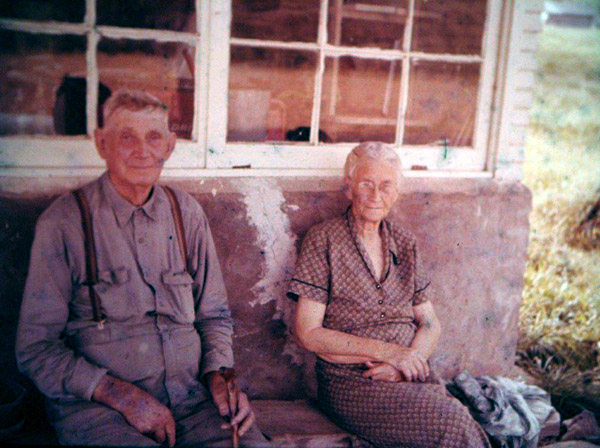 Mary and Henry Allmon owners of store at LeAnn